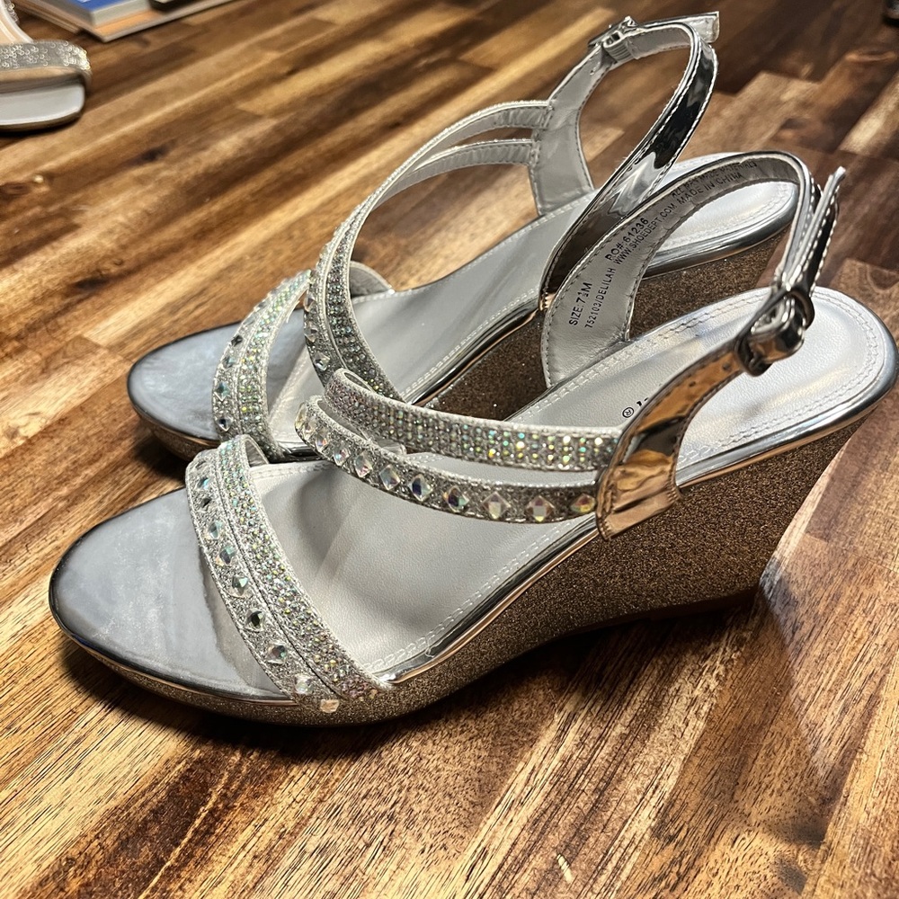 Glamorous Silver Rhinestone Wedges NEVER WORN!